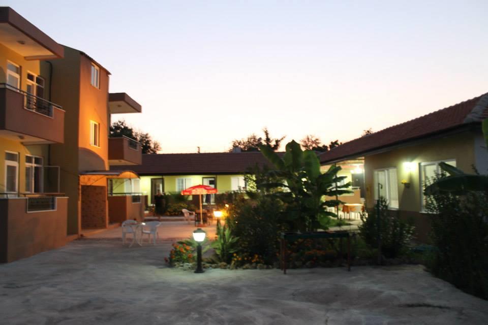 Esmeralda Apart Butik Otel Kizilot Luaran gambar